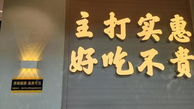 c1e02aaec0589f543974835189c64a28198053ce.jpg